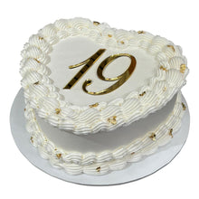 गैलरी व्यूवर में इमेज लोड करें, हार्ट विंटेज केक