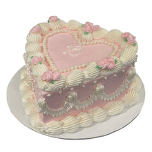 गैलरी व्यूवर में इमेज लोड करें, हार्ट विंटेज केक