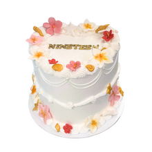 गैलरी व्यूवर में इमेज लोड करें, हार्ट विंटेज केक