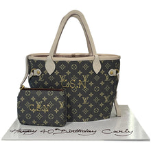 Load image into Gallery viewer, Designer 3D Bag Cake
