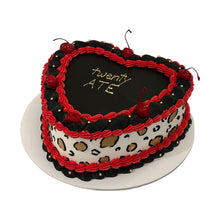 Load image into Gallery viewer, Heart Vintage Cake
