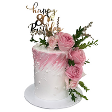 गैलरी व्यूवर में इमेज लोड करें, Roses Galore Cake
