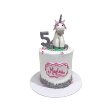 Load image into Gallery viewer, Unicorn Sitting Cake
