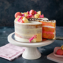 Load image into Gallery viewer, White Chocolate &amp; Strawberry Cake
