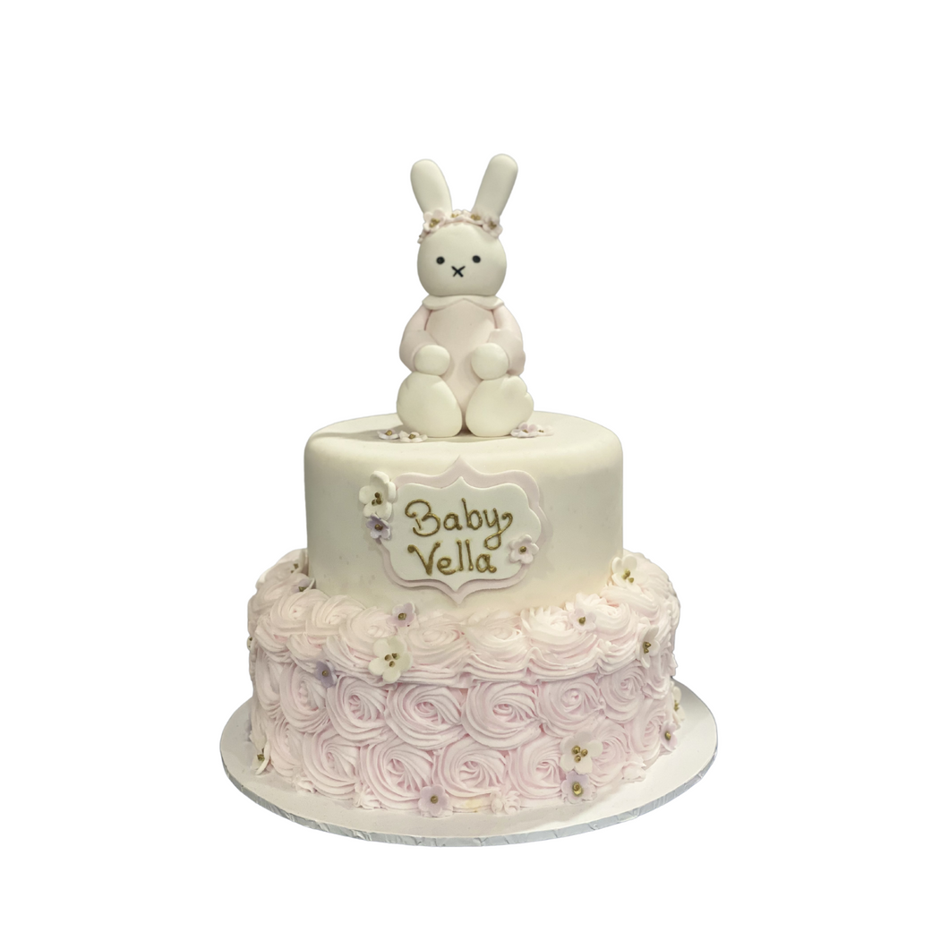 2 स्तरीय खरगोश बेबी केक